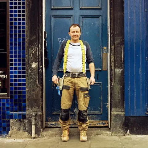 Ilya Ilford Workman on the street