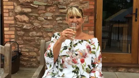 Kerry Wade Kerry Wade