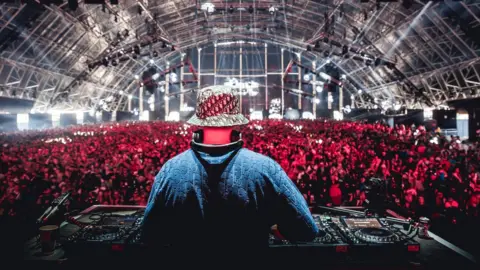 Geoffrey Hubbel DJ playing at Creamfields North