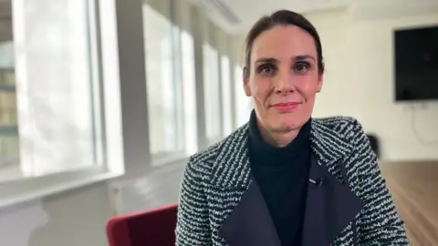 Jonathan Sumberg/BBC Hannah von Dadelszen