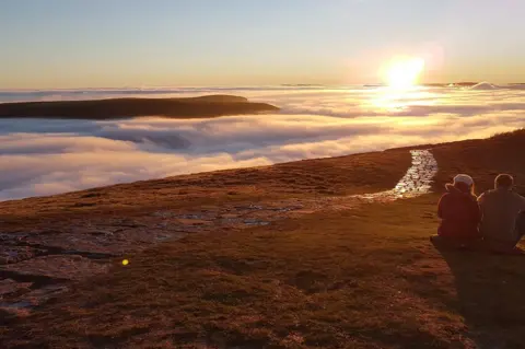 Andrew Clark Cloud inversion from Mam Tor