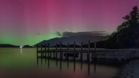 Leah Hennessey Northern Lights over Ashness Jetty, near Keswick