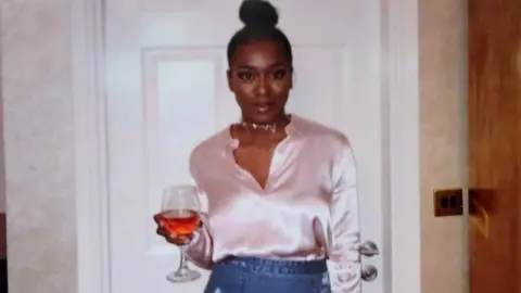 Family Handout Demi Nicholson