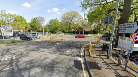 Google California Cross in Finchampstead