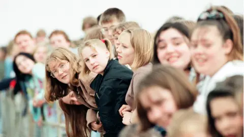 Mirrorpix/Getty Images fans