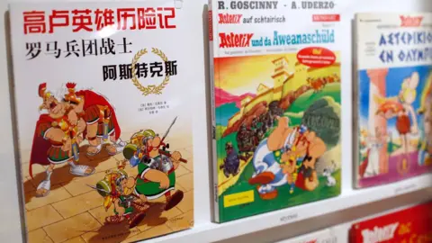 Asterix フランスコミック切手シート　フレーム入りアート　フランス製 51b382MGi2L._QL92_SH45_SS200_.jpg
