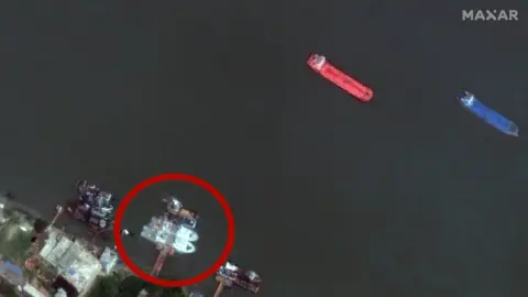 Satellite image ©2020 Maxar Technologies A satellite image of the two super-trawlers Sea View and Sea Wind