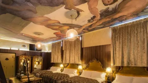 Signature Living Hotel room