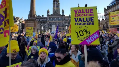 Rob Parsons Marchers in George Square