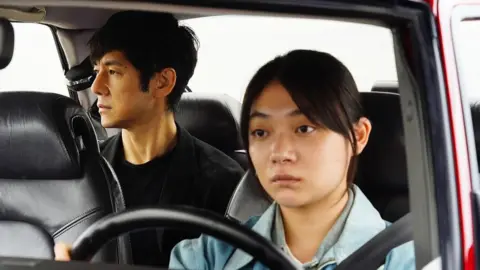MODERN FILMS Yusuke Kafuku (Hidetoshi Nishijima) and Misaki Watari (Toko Miura)