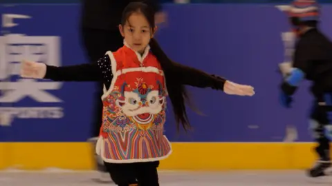 Yiyi ice skating