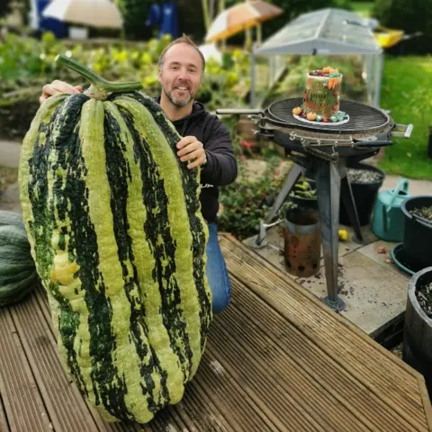 Kevin Fortey Kevin Fortey and a giant marrow