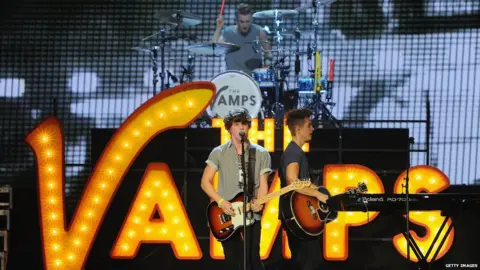 Huw Evans picture agency The Vamps