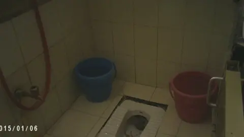 Nick Dunn Toilet hole