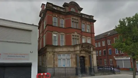 Google Historic listed building on Albertbridge Road