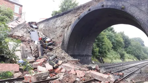 Rail Accident Investigation Branch Barrow upon Soar bridge collapse
