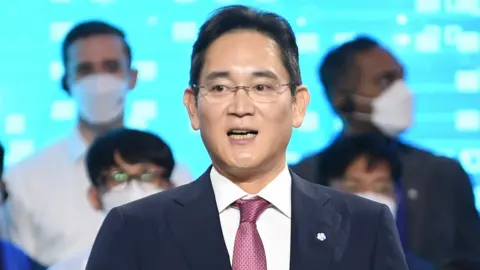 Getty Images Lee Jae-yong speaks during a visit to the Samsung Electronics Pyeongtaek campus by US President Joe Biden visit on May 20, 2022 in Pyeongtaek, South Korea.