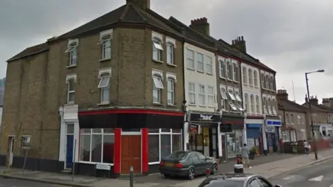 Gordon Road, Edmonton