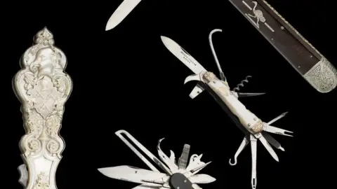 Olympia Auctions Collection of knives