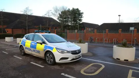 South Beds News Agency Police at scene