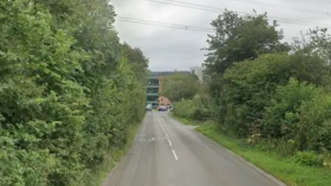 Beggars Lane, near the junction of Desford Road
