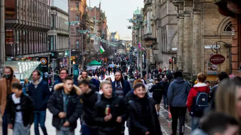 Glasgow shoppers