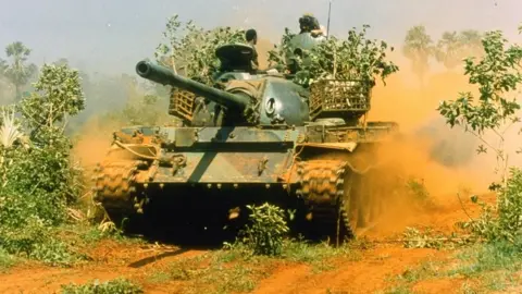 Getty Images A Sri Lankan army tank in 1995 during the civil war