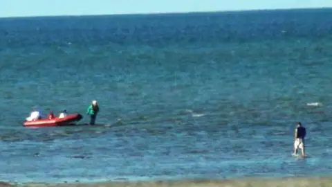 sbna Police surveillance of the boat being used