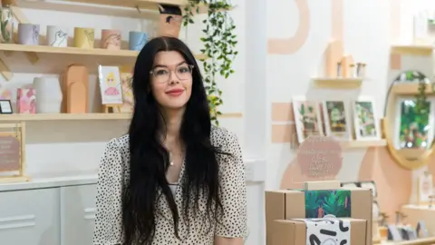 Jade Devall Jade Devall at Design 44