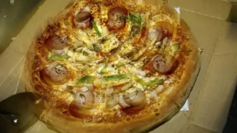 Jeff J Mitchell pizza glasgow