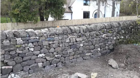 Richard Love Drystone wall in Edinburgh