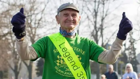 Michelle Lewis / Northampton parkrun Bob Emmerson after his 350th parkrun