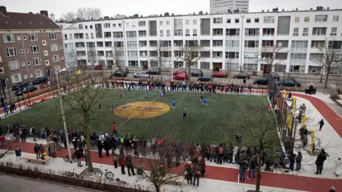 Suzanne Blanchard Cruyff Court