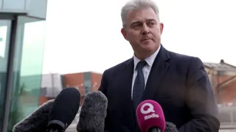 Pacemaker Brandon Lewis