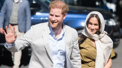 Getty Images The Duke and Duchess of Sussex arrive at South Africa's oldest mosque