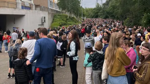 Tealah Smith Queues outside Utilita Arena Sheffield