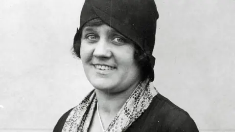 ANL/Shutterstock Clarice Cliff in 1929