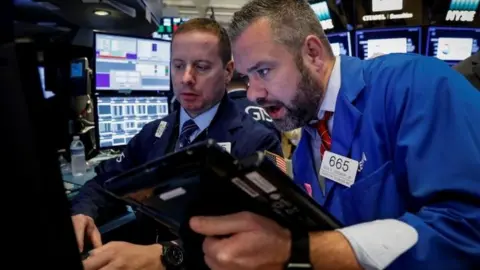 Reuters NYSE traders