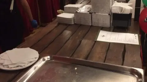 @Timswabes Organisers ran out of pizza