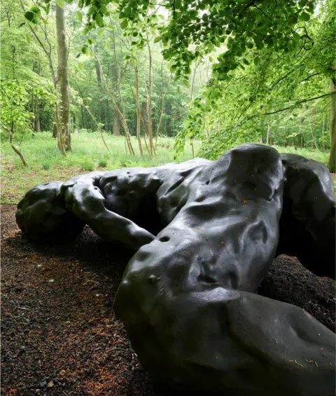 Alan Pollok/Jupiter Artland I Lay Here For You sculpture