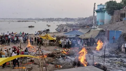 Santosh Kumar Pandey Funerals in Varanasi