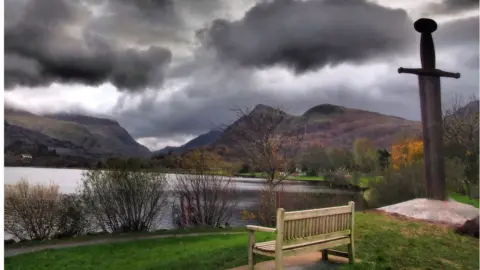 Mel Garside Sword sculpture