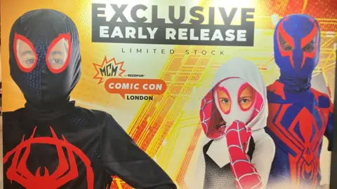 Marvel Girls' Spiderman and Ghost Spider  Exclusive