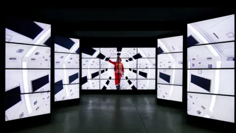 ED REEVE Stanley Kubrick: The Exhibition