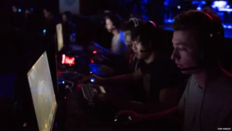 TOM HEELEY Tom in action