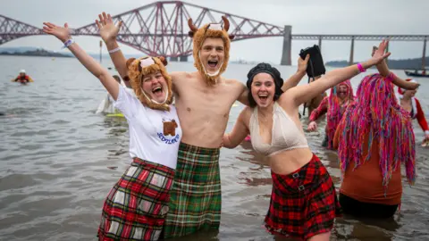 Susie Gray (TCSPR) loony dook