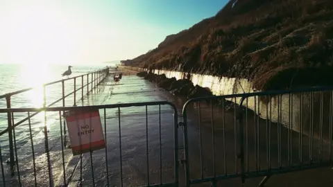 Overstrand Promenade fenced off