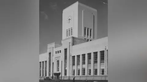 LIVERPOOL JOHN MOORES UNIVERSITY Littlewoods building in the 1950s