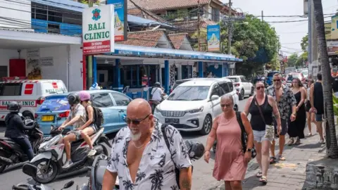 Bali: Foreign tourists to pay $10 entry tax from Valentine's Day