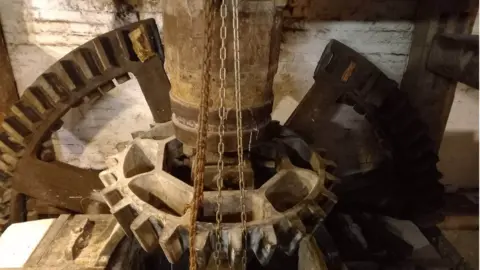 Calbourne Water Mill Shattered drive wheel at Calbourne Water Mill